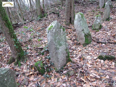 le menhir m 4