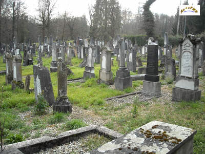 la partie du cimetière utilisé durant le XXe siècle