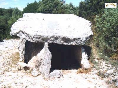 Le dolmen de Champ Vermeil