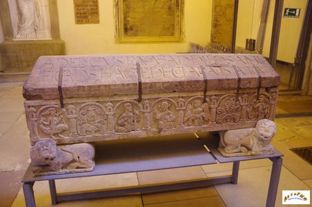 sarcophage adeloch 6
