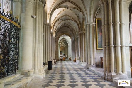 abbaye aux hommes 6