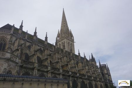 église saint pierre 40