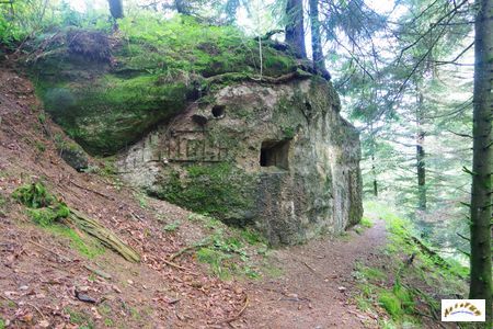 14 rocher fortifié 10