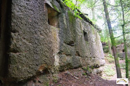 14 rocher fortifié 2