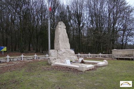 Bois Caures monument driant W3