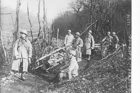 Transport blesses front Verdun