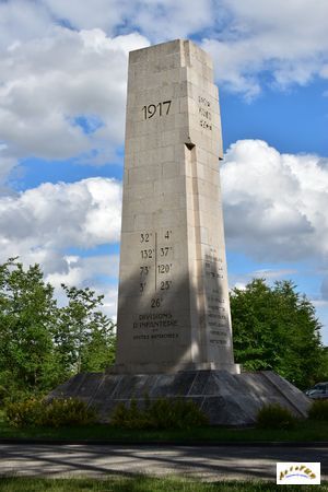 monument cote 304 W1