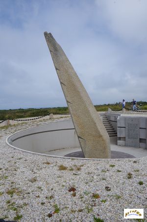 monument 2