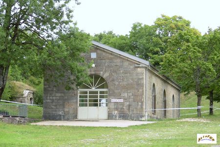 fort bregille magasin cour