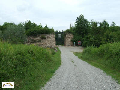 l'entrée du fort