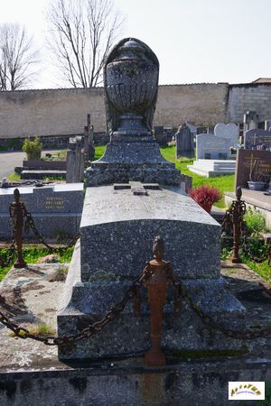 cimetiere Gray 108