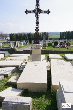 cimetiere Gray 93