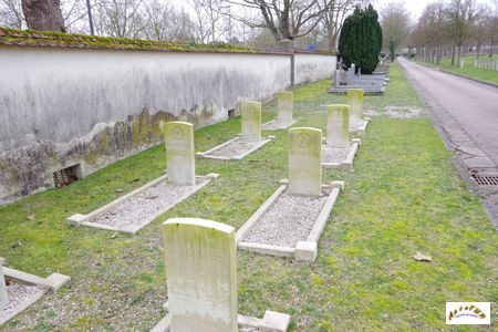 carre militaire cimetiere sud 12