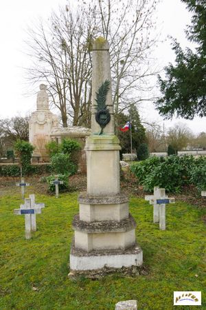 carre militaire cimetiere sud 5