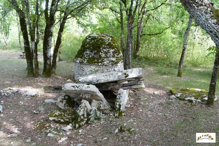 dolmen de Peyre Levade de Limeyrat 3