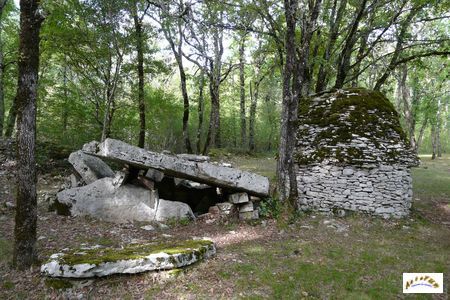 dolmen de Peyre Levade de Limeyrat 5