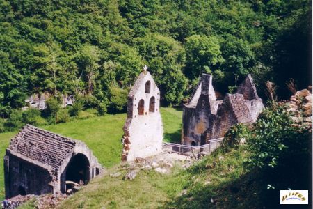 chateau de commarque 31