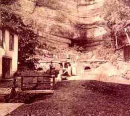 la grotte en 1900