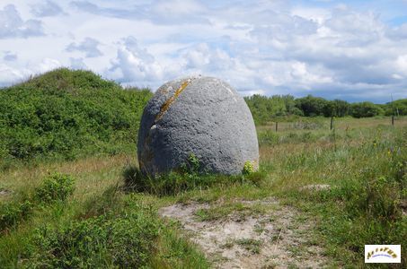 menhir st vio 1