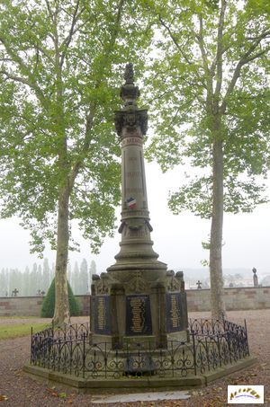 monument 1870
