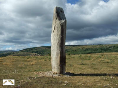 le menhir V12