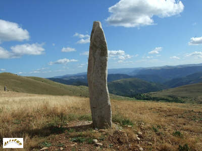 le menhir V7