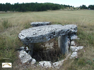 le dolmen de Montmirat