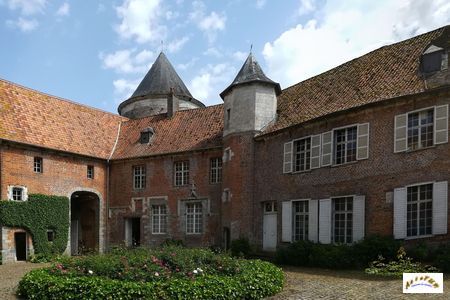 chateau olhain cour w10