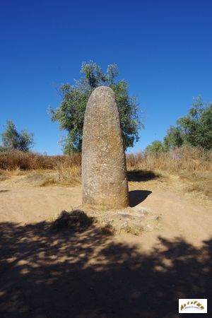 menhir dos almendres 2