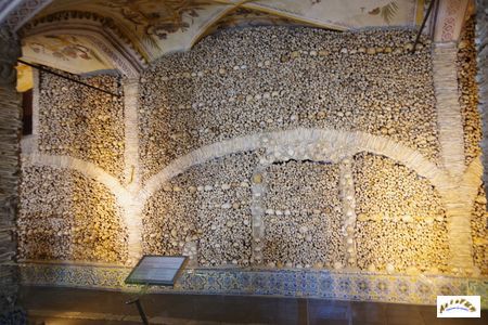 capela dos ossos 24