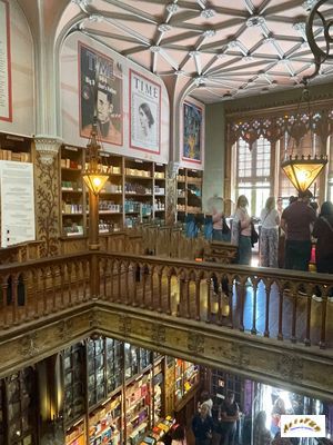 librairie Lello A13