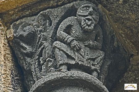 chapelle ronde chapiteau 7