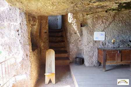 grotte de jonas 65