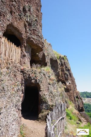 grotte de jonas 85