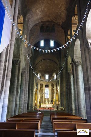 basilique orcival 15