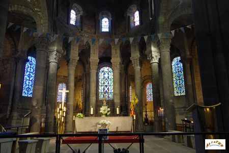 basilique orcival 16