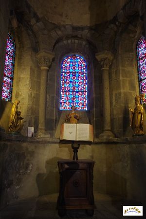 basilique orcival 23