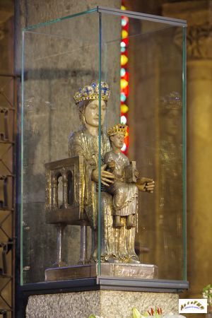 basilique orcival 24