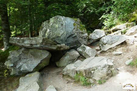 lac pavin chaise du diable