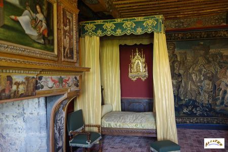 chateau de Villeneuve-Lembron 33