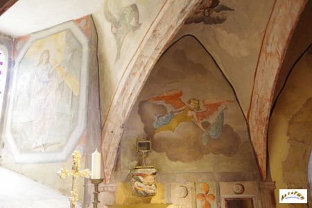 chateau de Villeneuve-Lembron 53