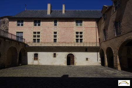 chateau de Villeneuve-Lembron 9