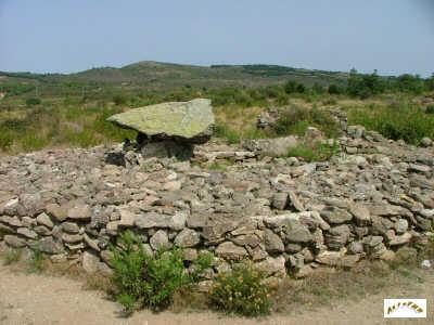 le cairn du dolmen