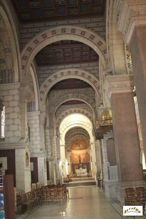 basilique ND Bebrieres nef W4