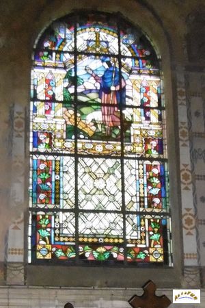 basilique ND Bebrieres vitraux W5
