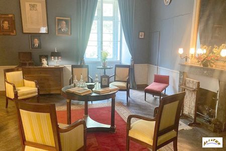 chateau Rambures salon W2