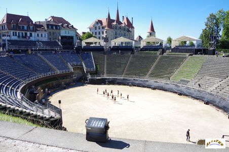 amphitheatre 10