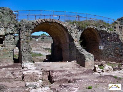 amphitheatre frejus 2007 w2