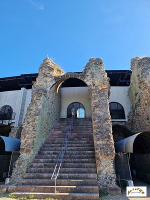 frejus amphitheatre-9