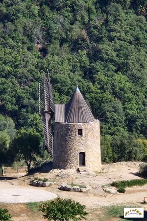 grimaud moulin st Roch 1